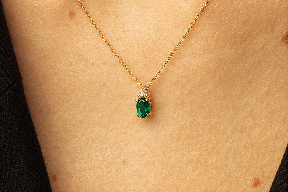 Collier en diamant et émeraude : l’alliance parfaite de deux pierres précieuses