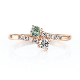 Solitaire accompagné saphir vert et diamant Toi et Moi
