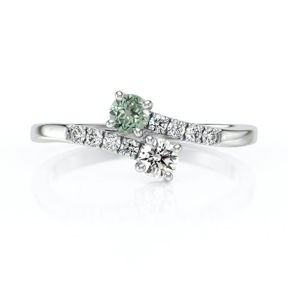 Solitaire accompagné saphir vert et diamant Toi et Moi