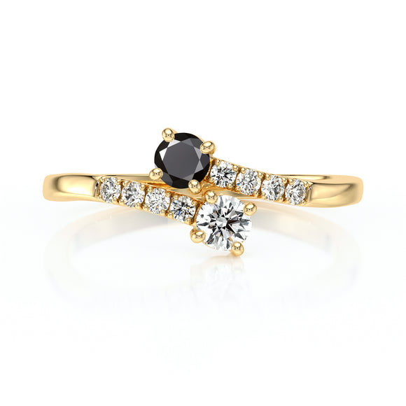 Solitaire accompagné diamant noir et diamant Toi et Moi