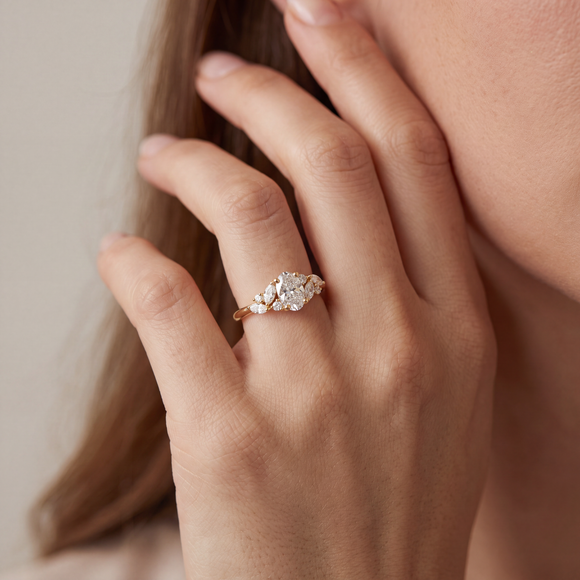 Solitaire accompagné diamant Divine Idylle - 23