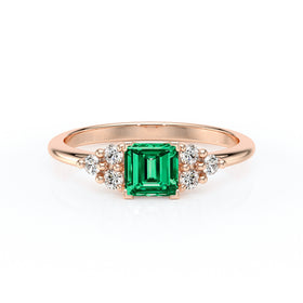 Solitaire accompagné émeraude et diamant Divine Idylle - 25