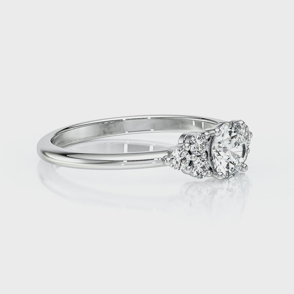 Solitaire accompagné diamant Divine Idylle - 14