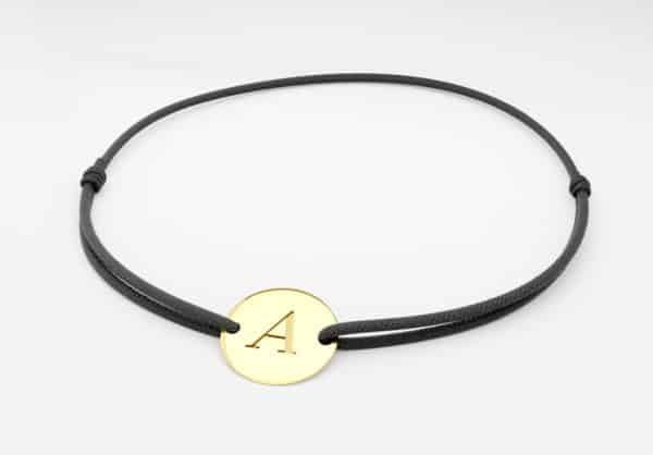 Bracelet cordon médaille