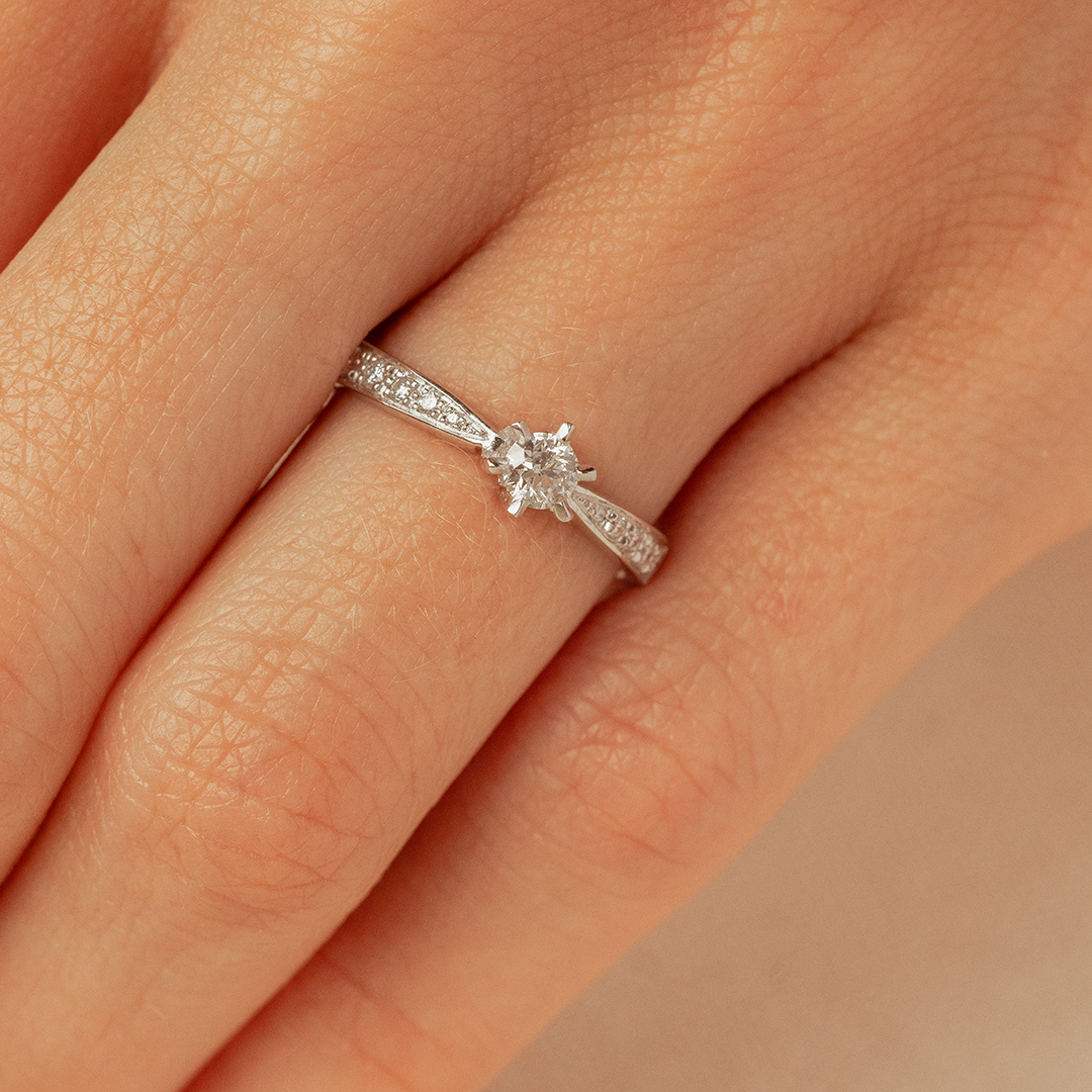 Bague diamant 10 carats hotsell