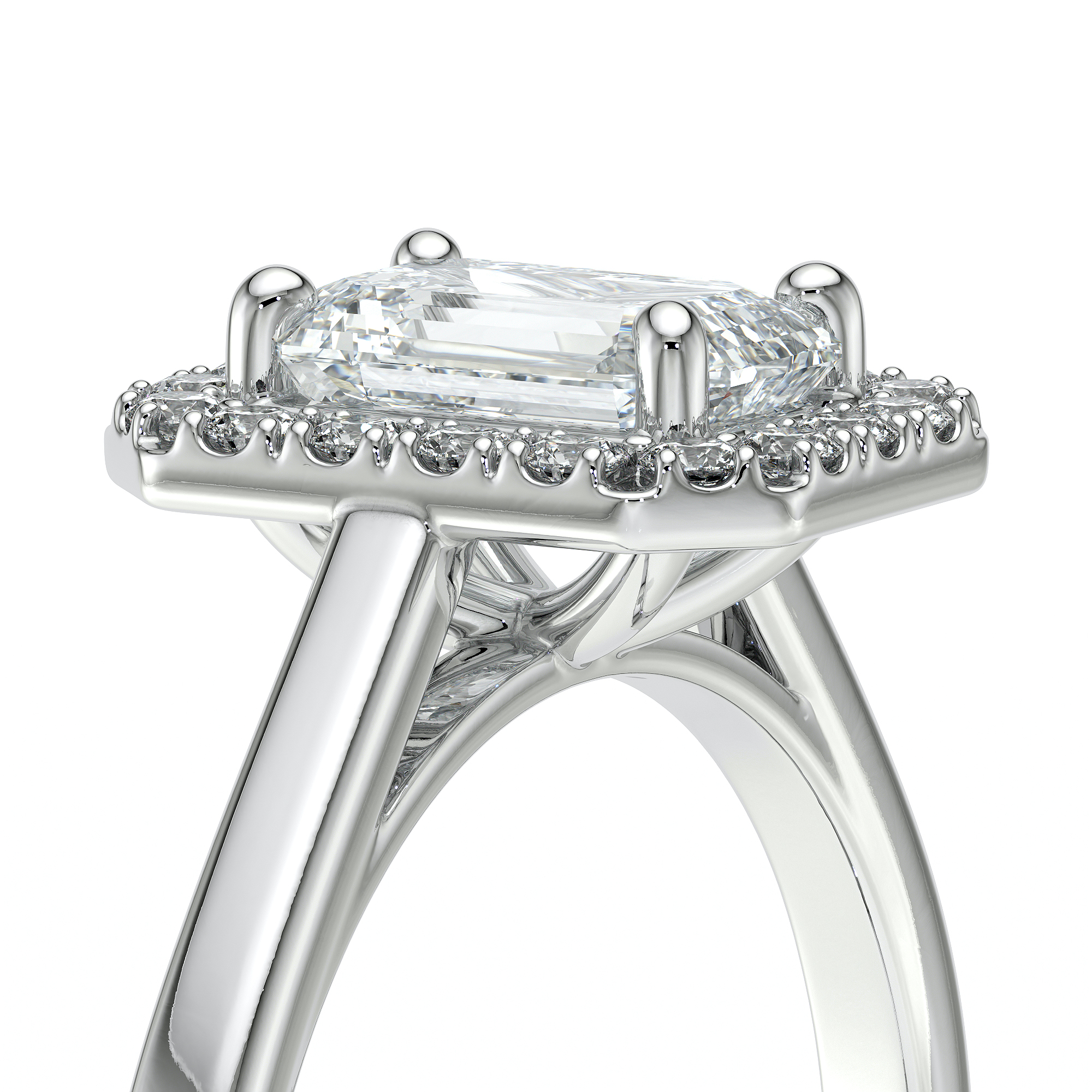 Bague de fiançailles en or jaune 18 carats forme émeraude avec un diamant ovale entouré de diamants ronds