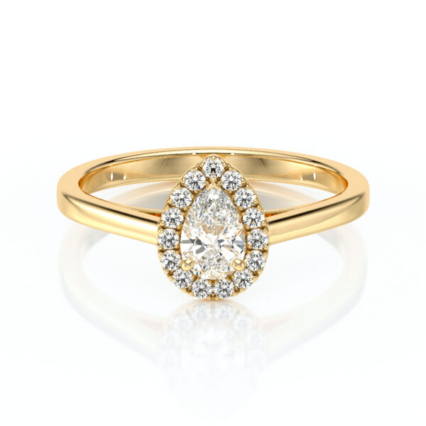Bague de fiançailles en or jaune 18 carats forme ovale avec un diamant ovale entouré de diamants ronds