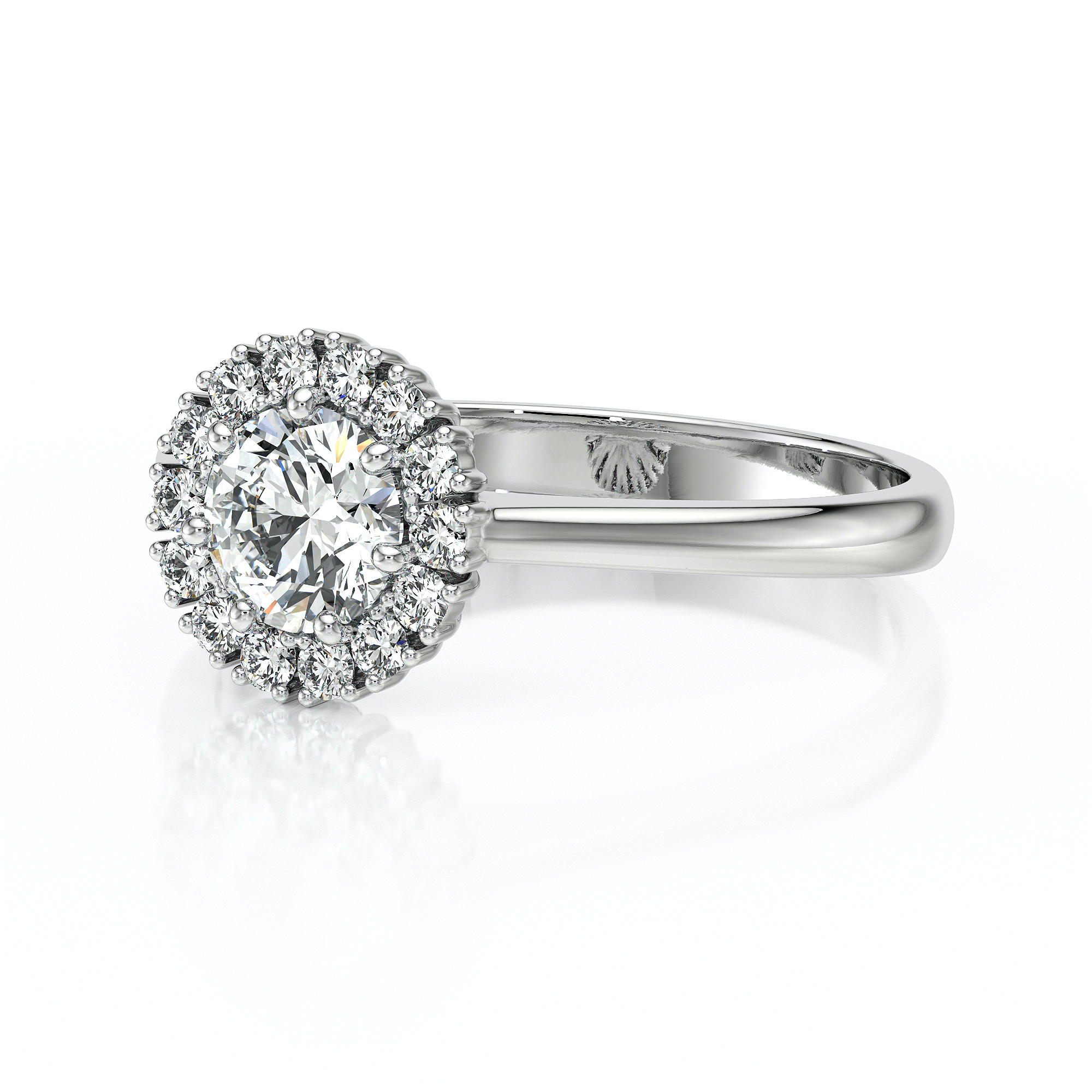 Bague en or blanc avec un diamant central entouré de diamants plus petits, style halo, mettant en valeur l'éclat et la brillance, idéale pour les fiançailles ou les occasions spéciales.