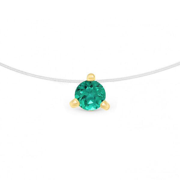 Collier élégant avec un pendentif en diamant vert, monté sur une chaîne en or blanc, idéale pour les occasions spéciales et un style raffiné. Bijoux de luxe, éclat et sophistication, cadeau parfait pour elle.
