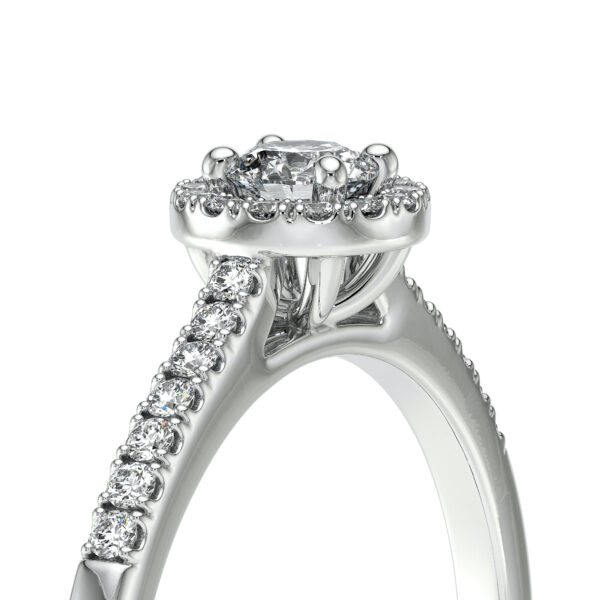 Bague en forme ronde en or blanc 18 carats avec des diamants sertis à la main