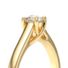 Solitaire diamant pour fiançailles avec un diamant rond serti de 4 griffes et un croisé sous le diamant, monté sur or 18 carats