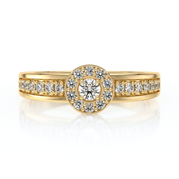 Bague en or jaune ornée d'un diamant central entouré de pierres précieuses, conçue avec un design élégant. Modèle 1234 + diamant, parfaite pour des fiançailles ou une occasion spéciale, brillamment sertie pour mettre en valeur la luminosité des diamants sur l'anneau. Idéal pour les amoureux de bijoux raffinés.