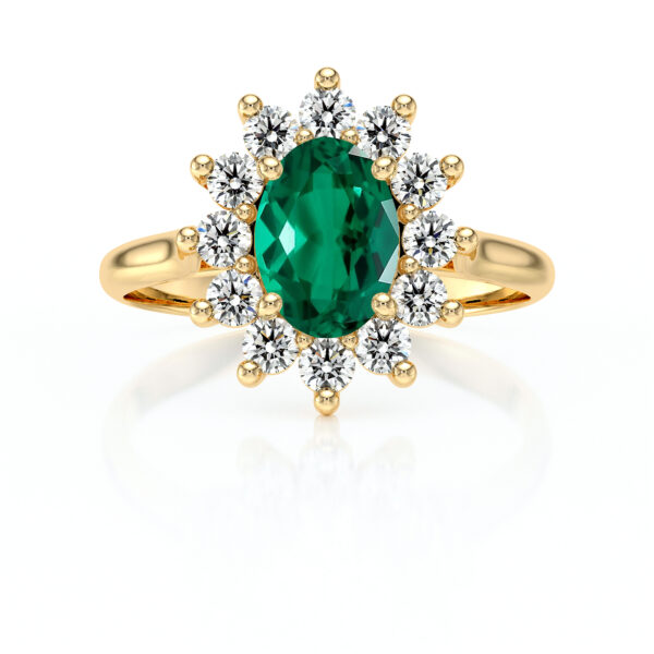 Bague en or avec un diamant central en forme ovale vert émeraude, entouré de brillant scintillant. Une pièce de bijouterie élégante qui combine le luxe et la sophistication. Idéale pour les fiançailles ou comme bijou de mode.