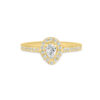 Bague en or jaune avec un diamant central en forme de poire entouré de petites pierres brillantes, parfaite pour une demande en mariage ou une occasion spéciale, modèèle élégant et raffiné.