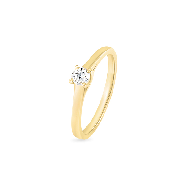 Bague en or jaune avec un diamant, modèle élégant et contemporain, parfaite pour les fiançailles ou comme bijou de luxe, mettant en valeur un solitaire étincelant sur un anneau fin et délicat.