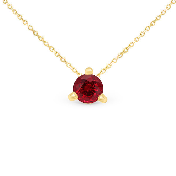Collier en or avec un pendentif en diamant rouge rond, monté sur une chaîne délicate. Ce bijou élégant est parfait pour des occasions spéciales ou un usage quotidien. Idéal comme cadeau pour un anniversaire ou une fête, symbolisant l'amour et la passion.