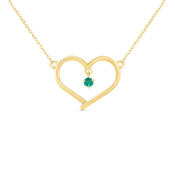 Collier en or avec pendentif en forme de cœur, mettant en valeur une pierre précieuse verte suspendue au centre. Ce bijou élégant est parfait pour les occasions spéciales, comme la Saint-Valentin ou un anniversaire, et fait un excellent cadeau pour les amateurs de bijoux modernes et romantique. Idéal pour ajouter une touche raffinée à votre tenue.