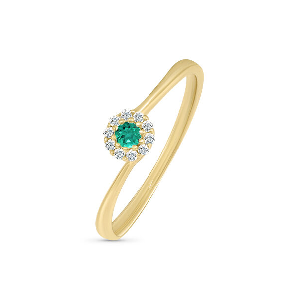 Bague en or jaune avec un design élégant, ornée d'une pierre centrale en émeraude entourée de diamants scintillants, modèle raffiné et moderne, idéal pour les fiançailles ou un cadeau spécial.