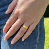 alliance-femme-demi-jonc-6-mm-or-jaune-18-carats