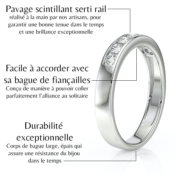 Alliance en or avec pavage scintillant serti rail, conçue pour une durabilité exceptionnelle. Facile à assortir avec une bague de fiançailles. Corps de bague large et épais assurant une résistance dans le temps et mettant en valeur le bijou. Brillance exceptionnelle réalisée à la main par des artisans pour garantir une tenue durable.