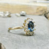 bague-diamant-saphir-entourage-griffes-2